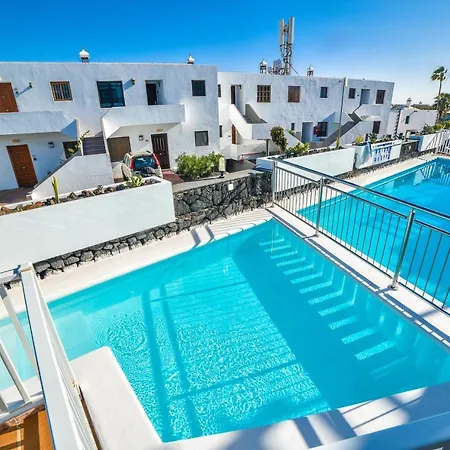 Precioso Con Piscina * Tias